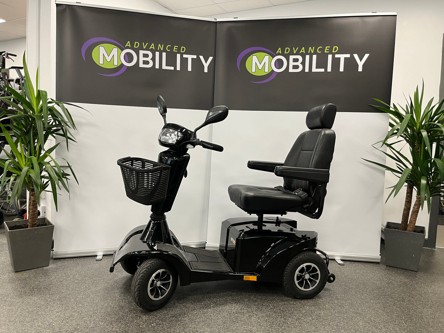 Sunrise Medical S700 Road Scooter